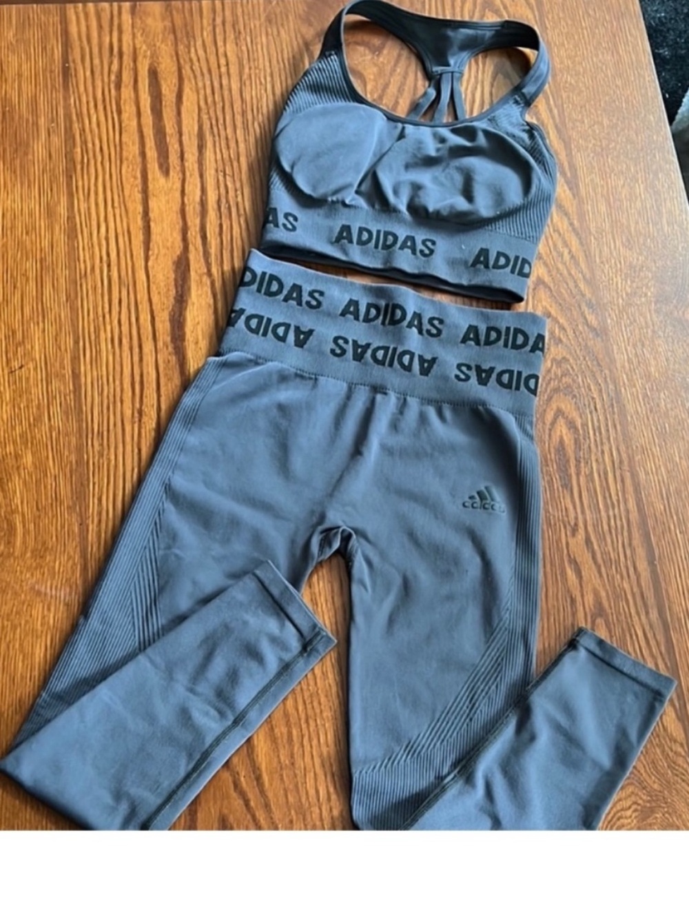 Adidas • Women’s Size XS • Gray • Seamless Sports Bra & Leggings Workout Set